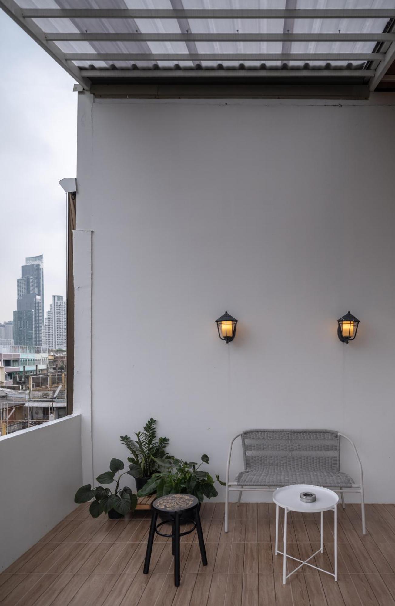 Bedtime Storeys Near Icon Siam Apartemen