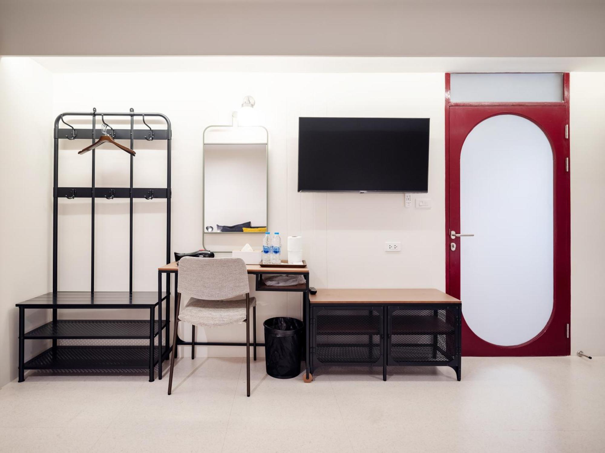 Bedtime Storeys Near Icon Siam Apartemen
